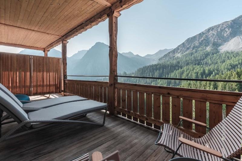 Junior Suite with Balcony and Panorama View  image 4