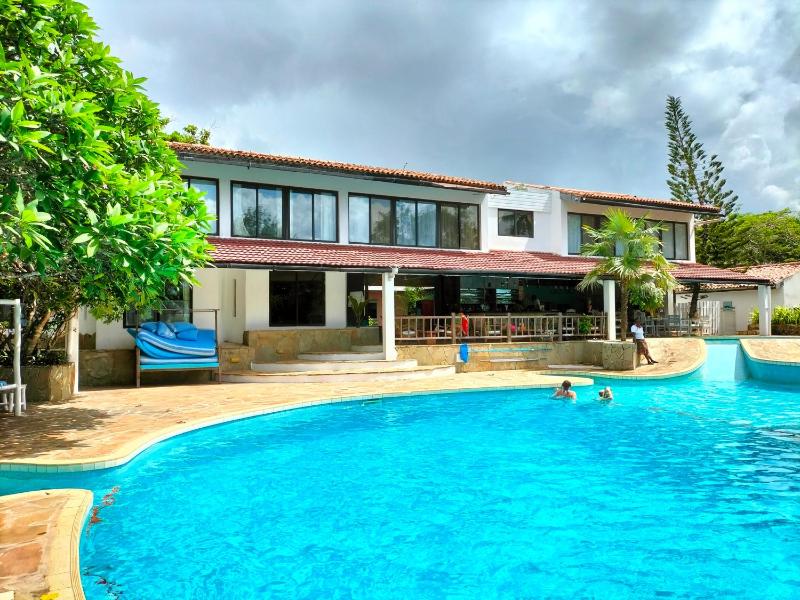 Flamboyant Diani Beach - image 1