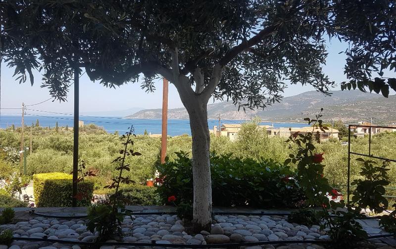 Apartment with Sea View image 1