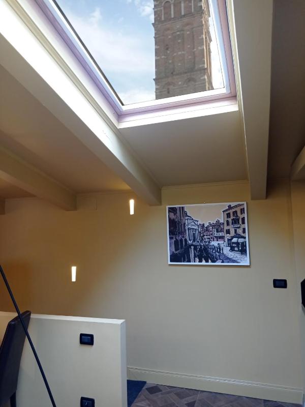 Studio Apartment image 3