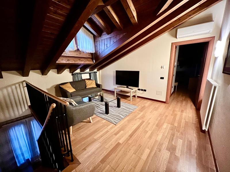 One-Bedroom Apartment image 1