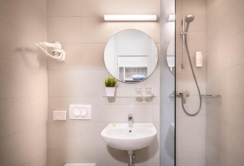  Superior Room for 2+1 image 2