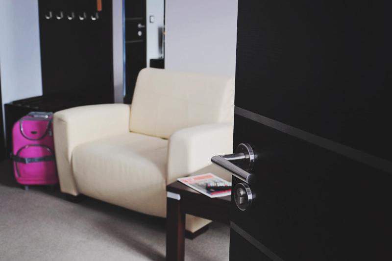 Deluxe Suite image 2