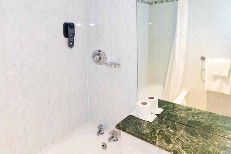 Superior Single Room image 2