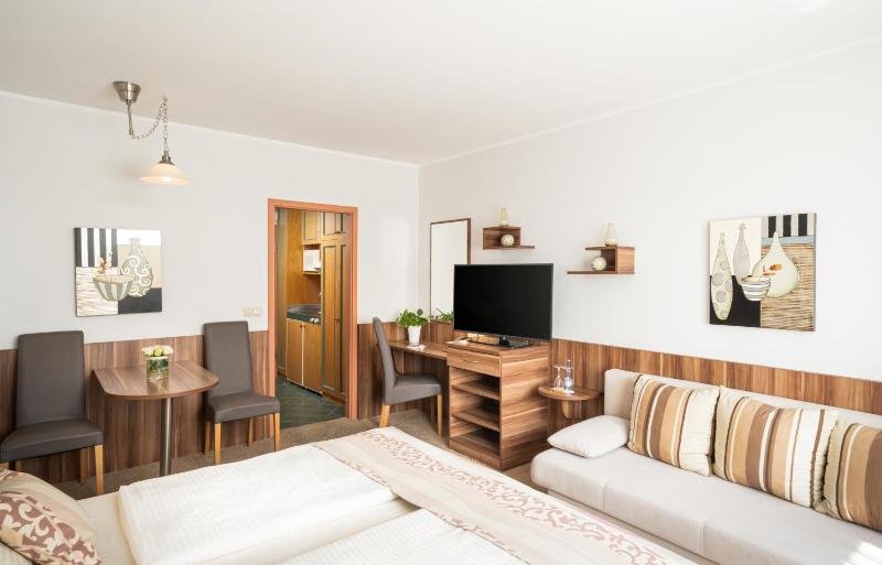 Triple Room image 1