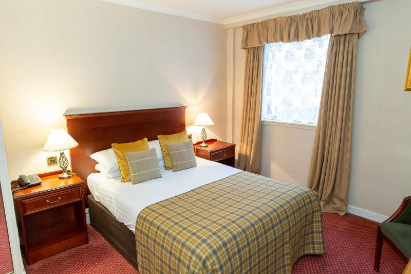 Classic Double Room image 1