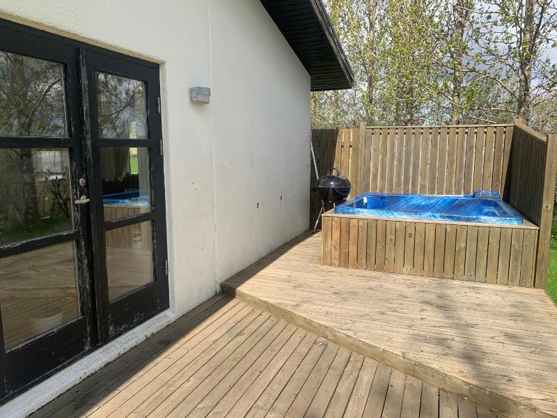 Three-Bedroom House image 2