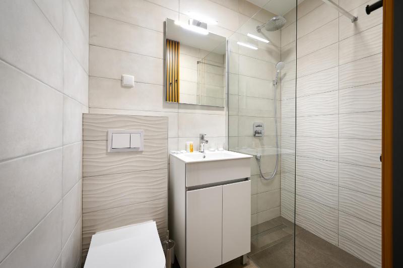 Standard Double or Twin Room with Balcony and Garden View image 3