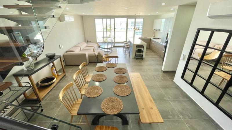 Family Cartagena Jacuzzi AC 10PAX WiFi 3BR next hotel Americasco - image 9