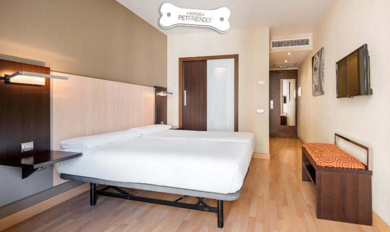 Double Room Pet Friendly image 4