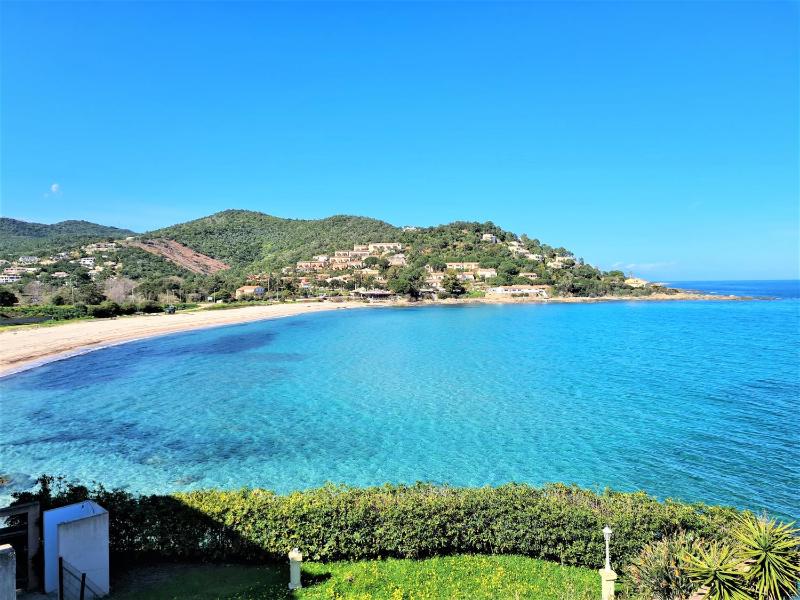 Apartment with Sea View image 3