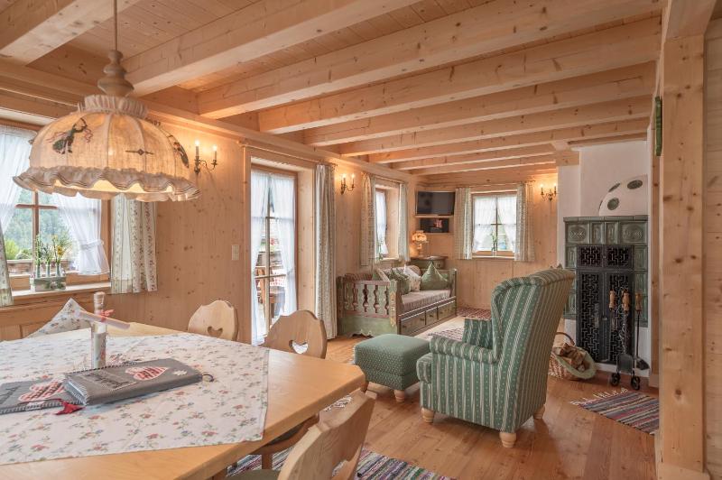 Chalet image 2
