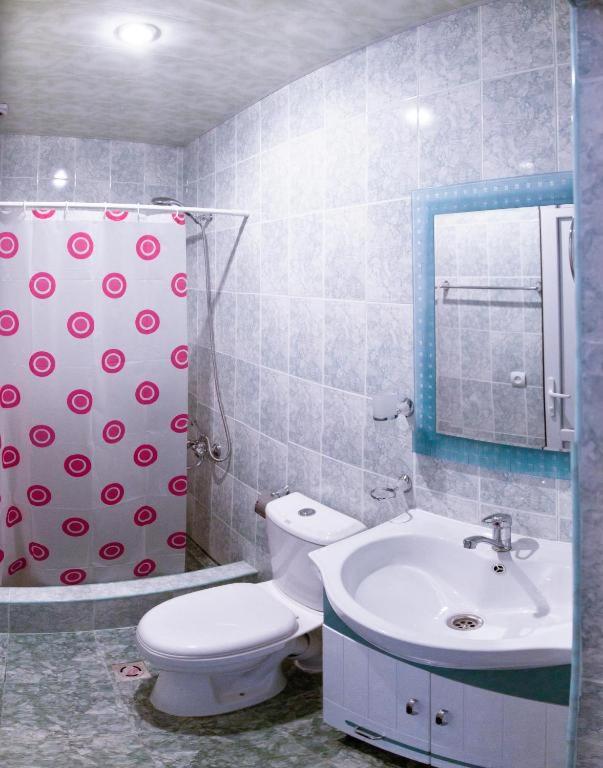 Standard Double or Twin Room image 1