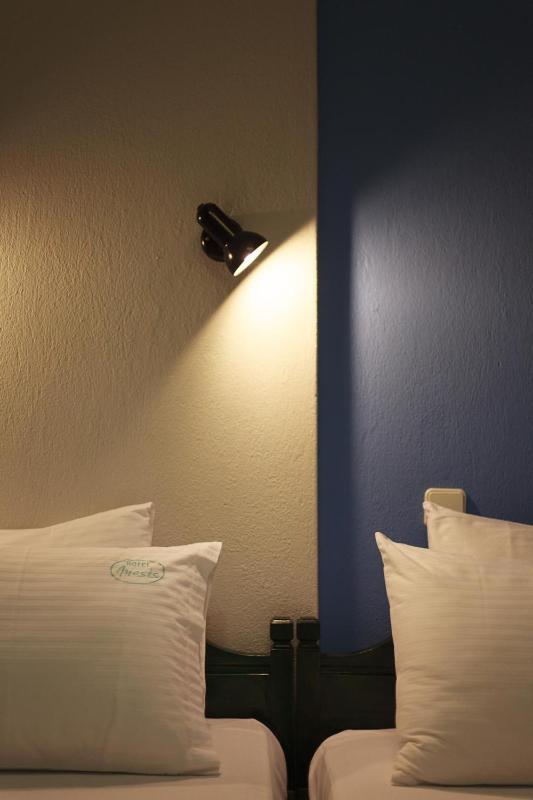 Double or Twin Room with Sea View image 3