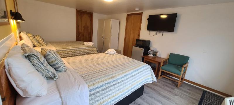 Driftin Sands Motel - image 15