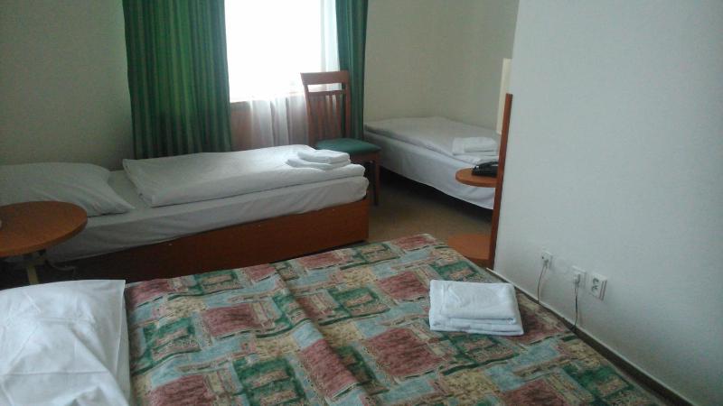 Quadruple Room image 4