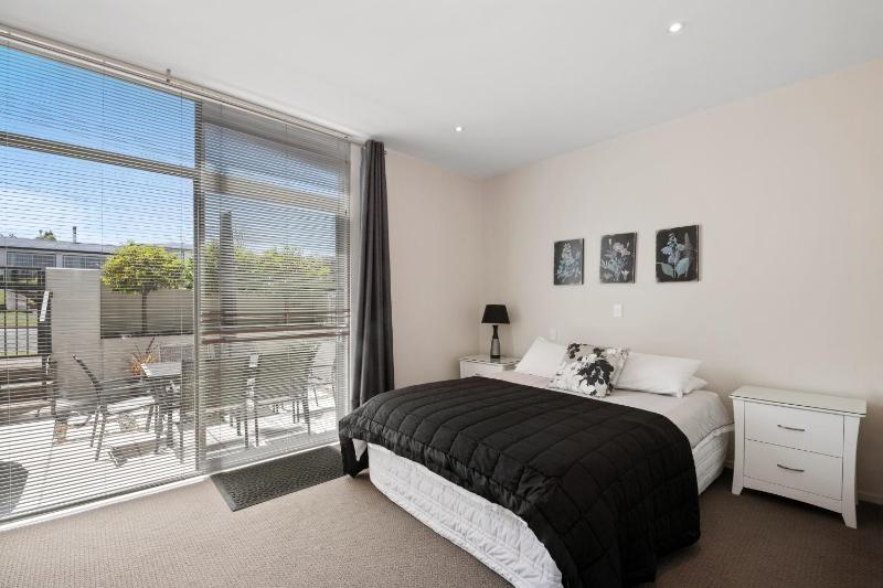 Marinaside Villa - Taupo Holiday Apartment - image 10