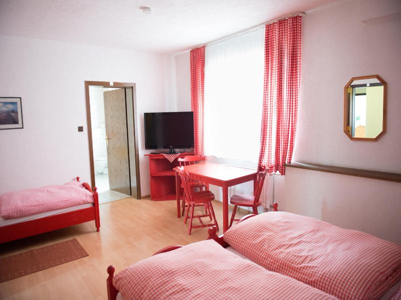Triple Room image 2