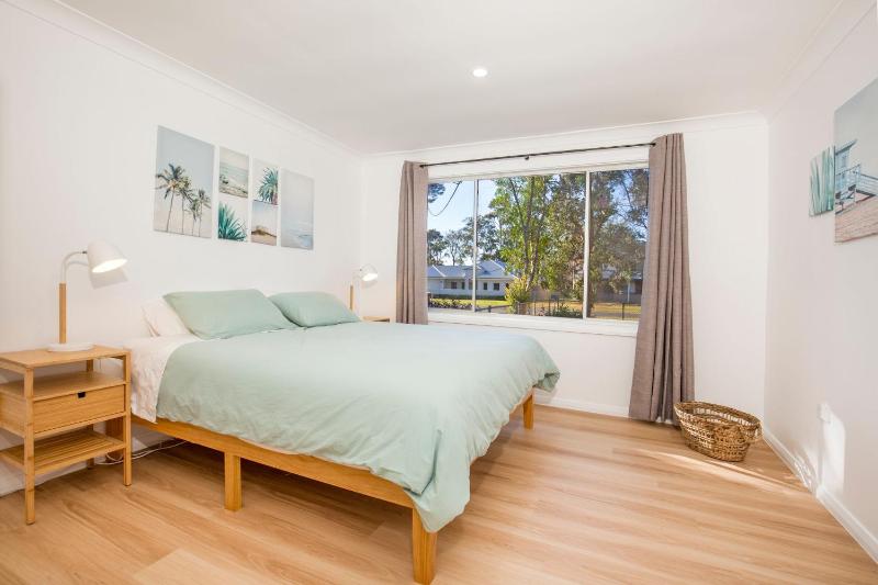 Nautilus Pet Friendly 5 Mins Walk to Bay - image 23