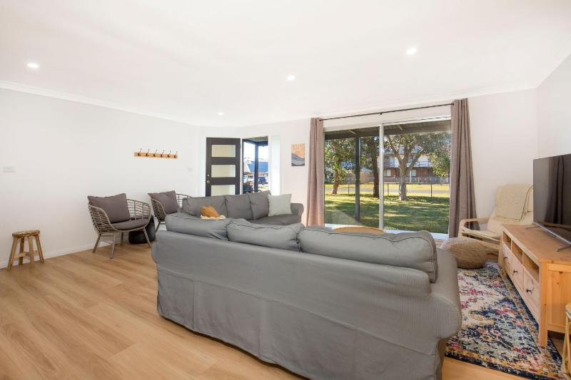 Nautilus Pet Friendly 5 Mins Walk to Bay - image 21
