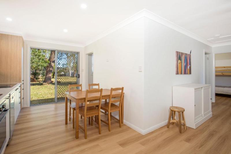 Nautilus Pet Friendly 5 Mins Walk to Bay - image 9