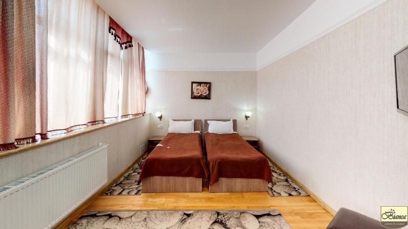 Triple Room image 3