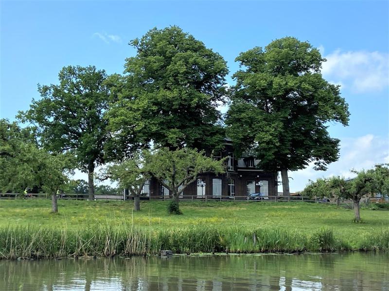 Large Twin Room image 2