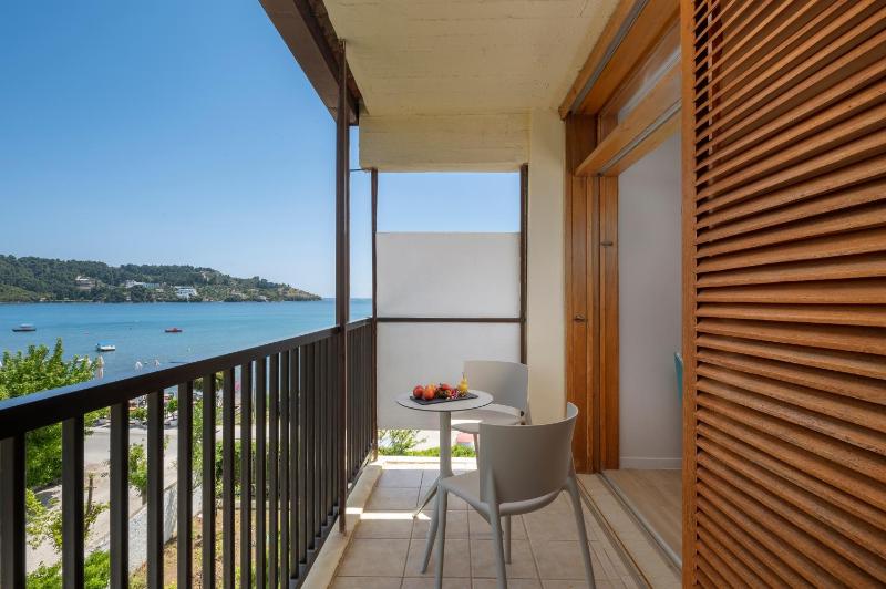 Standard Room Side sea view image 4