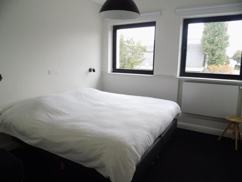 Double or Twin Room with Bath image 1