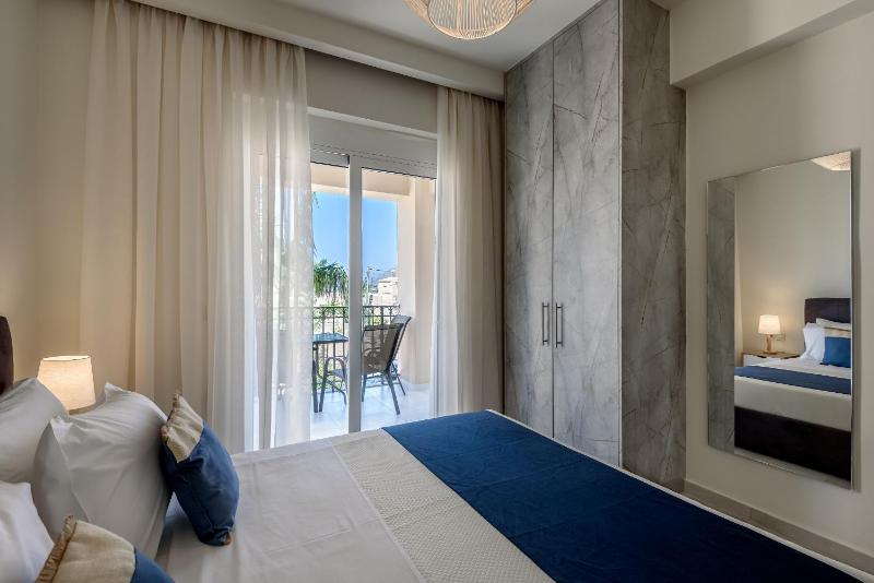 Deluxe Villa image 3
