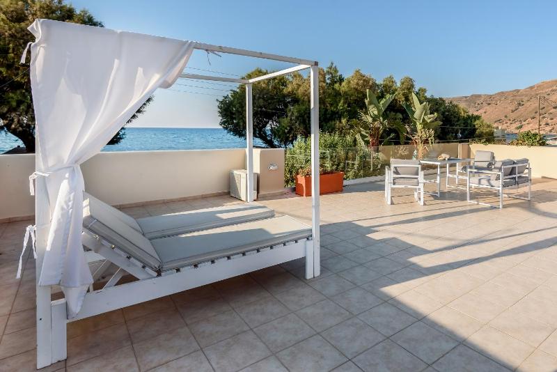 Three-Bedroom Villa with Private Pool image 1