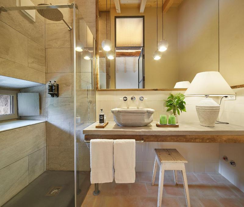 Double Room image 2