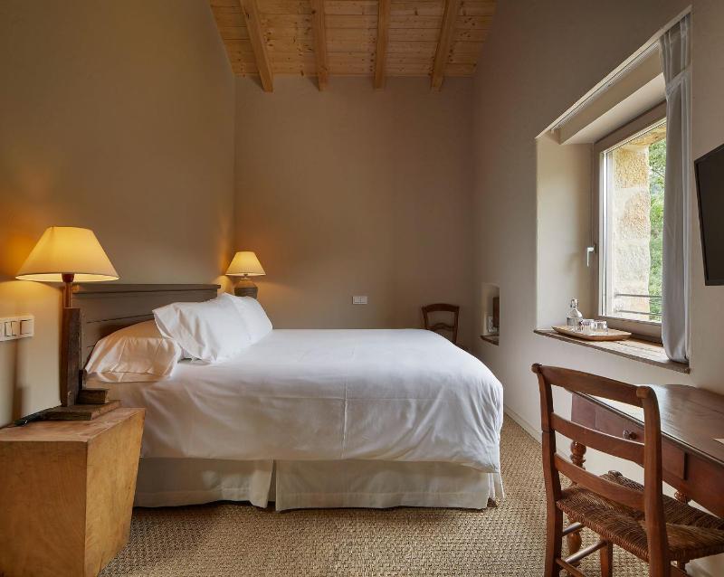 Double Room image 4