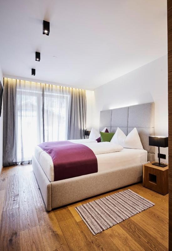 Two-Bedroom Apartment image 4