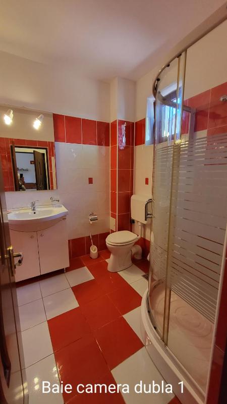 Deluxe Room (2 Adults + 1 Child) image 2