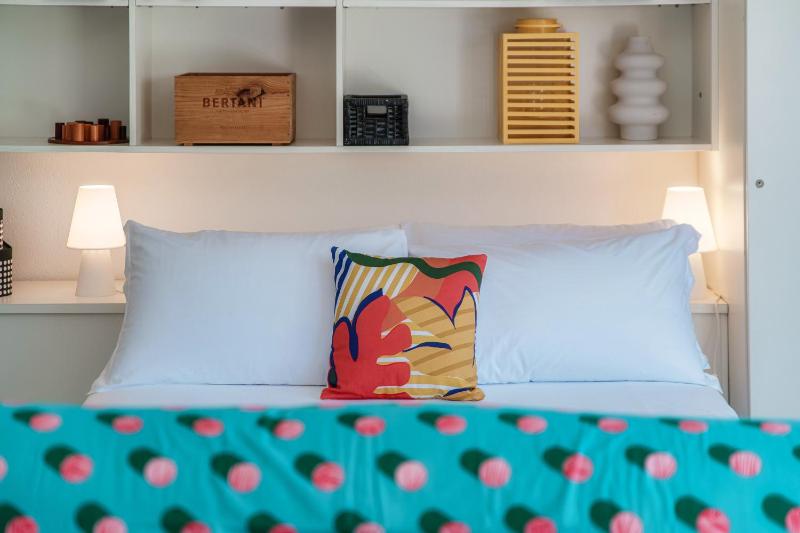 Panoramic Studio by Quokka 360 - Open Space Apartment with Terrace - image 12