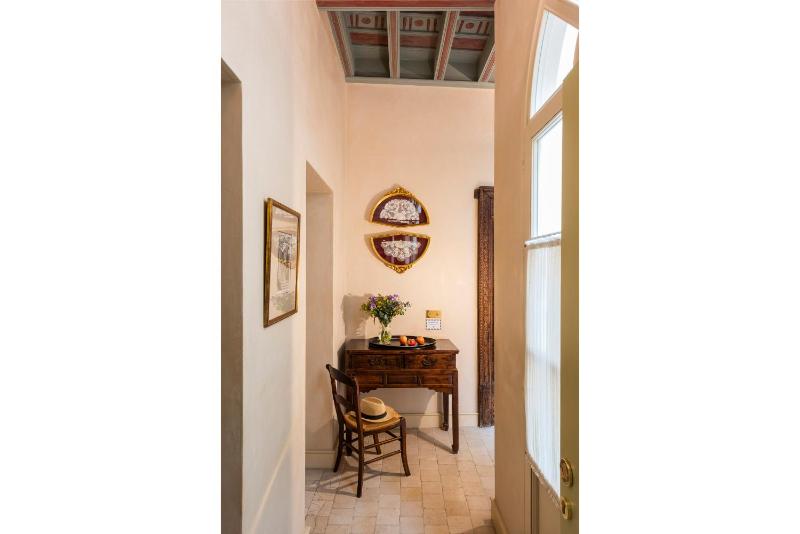 Apartment with Balcony image 3