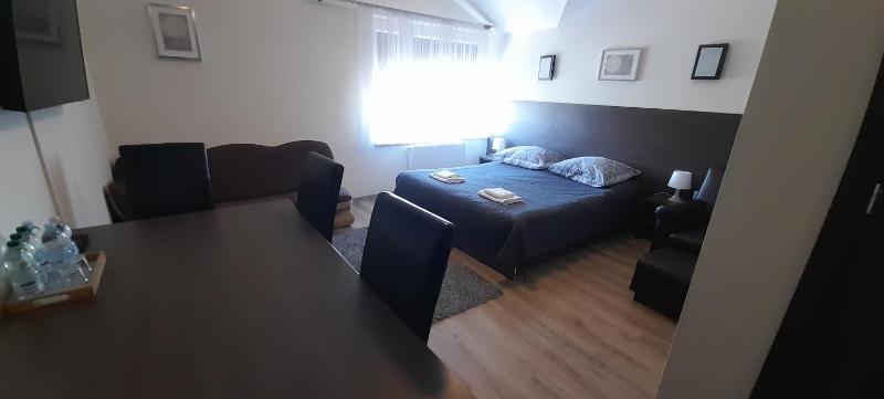 Family Room - Disability Access image 3