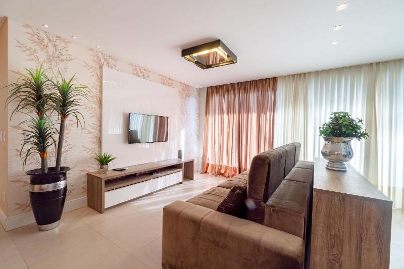 Cobertura com Jacuzzi Privativa em Condo de Luxo - image 3