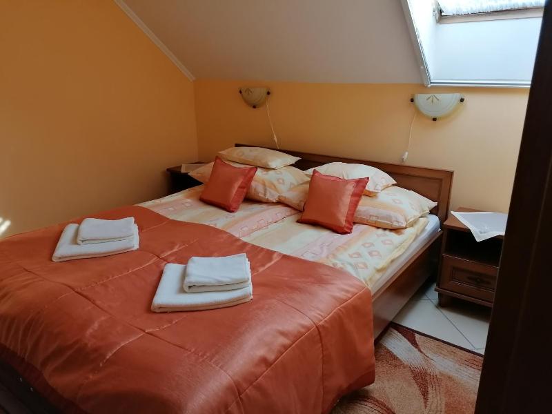 Apartment image 3