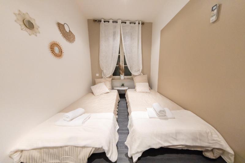 Two-Bedroom Apartment with Terrace image 1