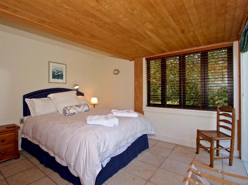 Kauawhi Lodge - Acacia Bay Holiday Home - image 25