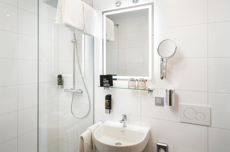 Superior Double Room image 2