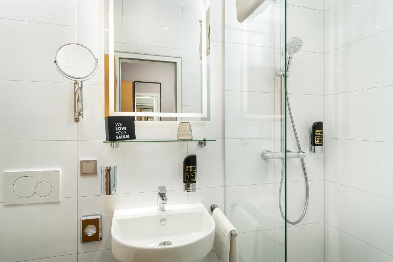 Superior Single Room image 2