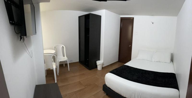 HOTEL EMBASSY STAR - image 4