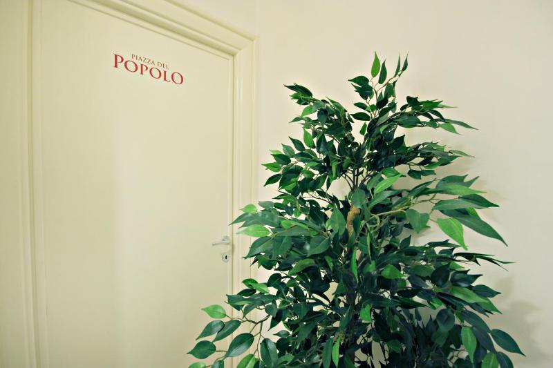 Comfort Triple Room image 3