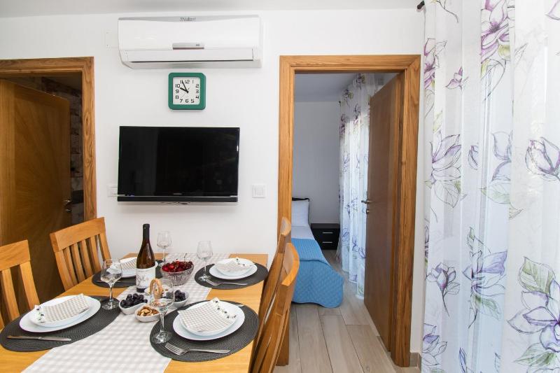 Apartment Lucija - image 2
