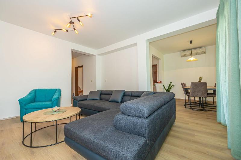 Apartments Jarmila - image 20