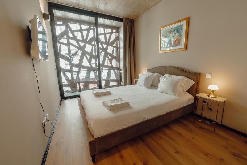 City Center Premium Apartment by Vacationy - image 23