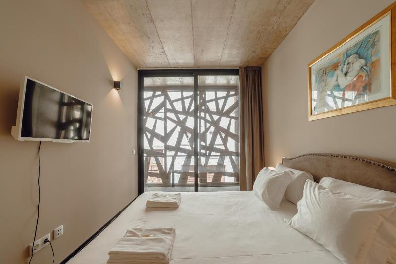 City Center Premium Apartment by Vacationy - image 27